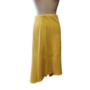 Cest 1946 18/20W Yellow Skirt High Low Pullon Stretch. Dimensions waist …
